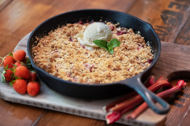 Strawberry Rhubarb Crisp